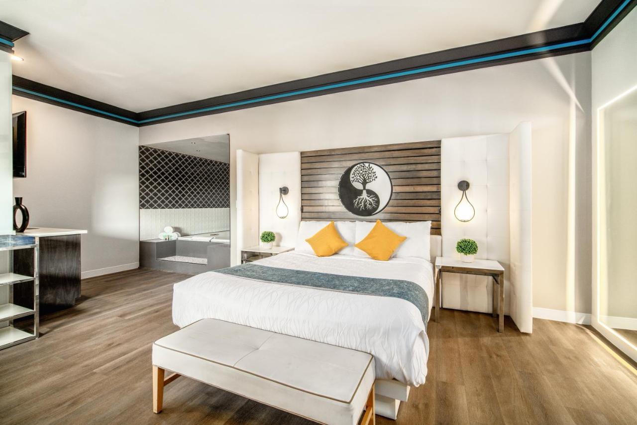 Aspire Inn Studios & Spas 贝尔弗劳尔 外观 照片
