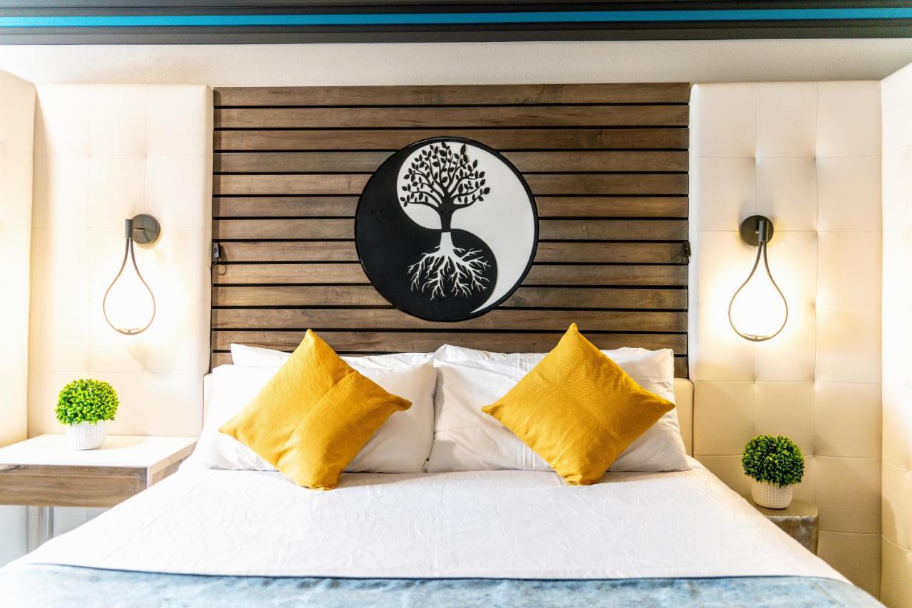 Aspire Inn Studios & Spas 贝尔弗劳尔 外观 照片