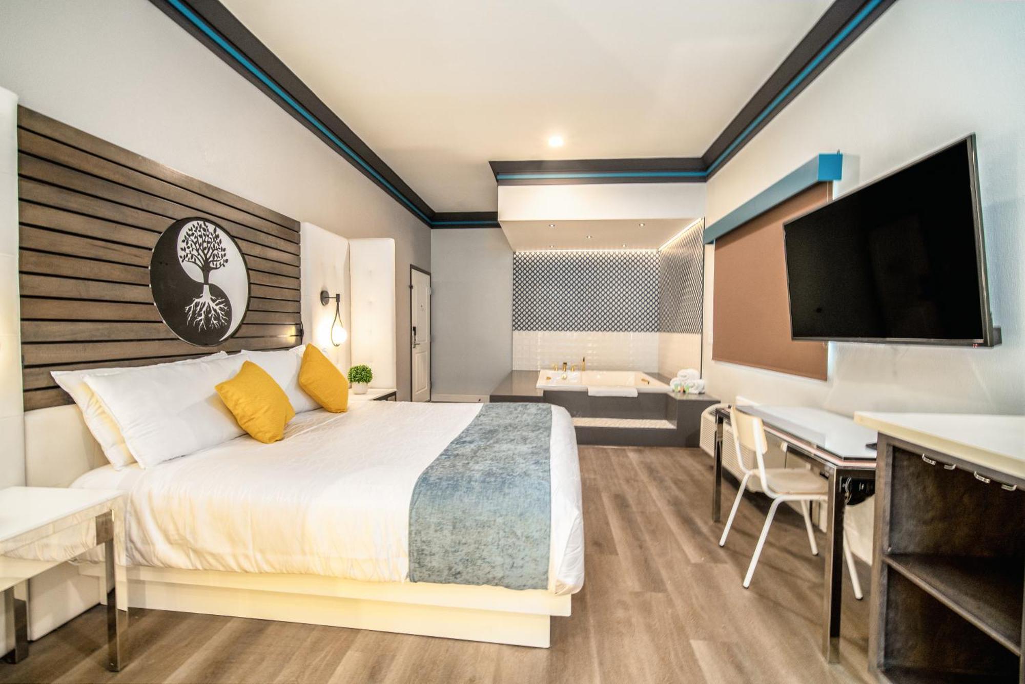 Aspire Inn Studios & Spas 贝尔弗劳尔 外观 照片